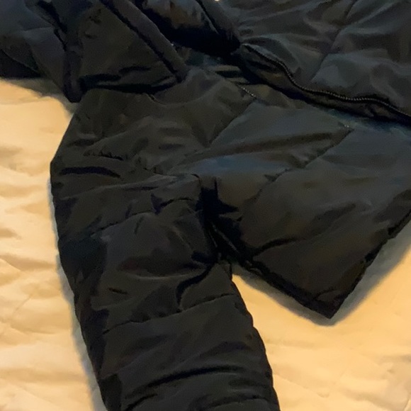 Cropped black jacket - Picture 5 of 5